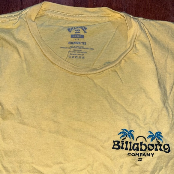 Bundle With 6 T-Shirts - Picture 6 of 10